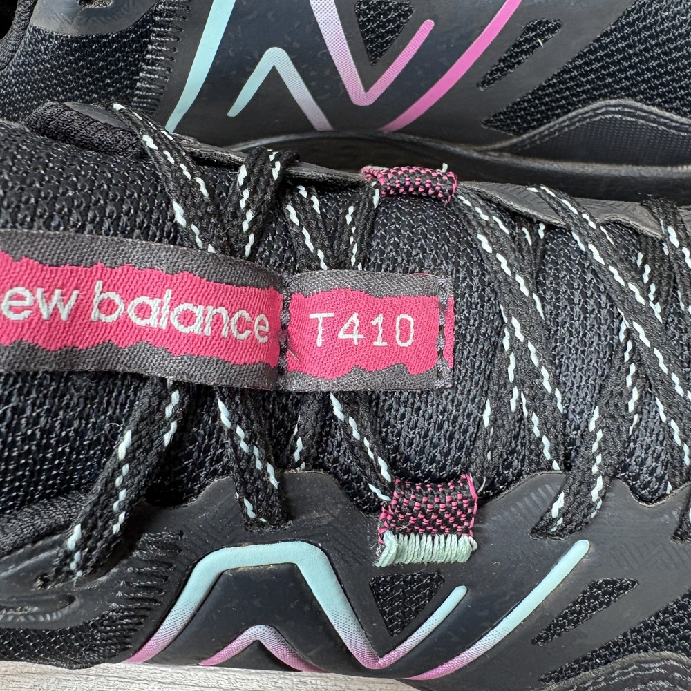 New Balance 410 v8 Black Womens US Size 9 Wide EUR 40.5 WT410LC8 Running Shoes - Picture 2 of 10